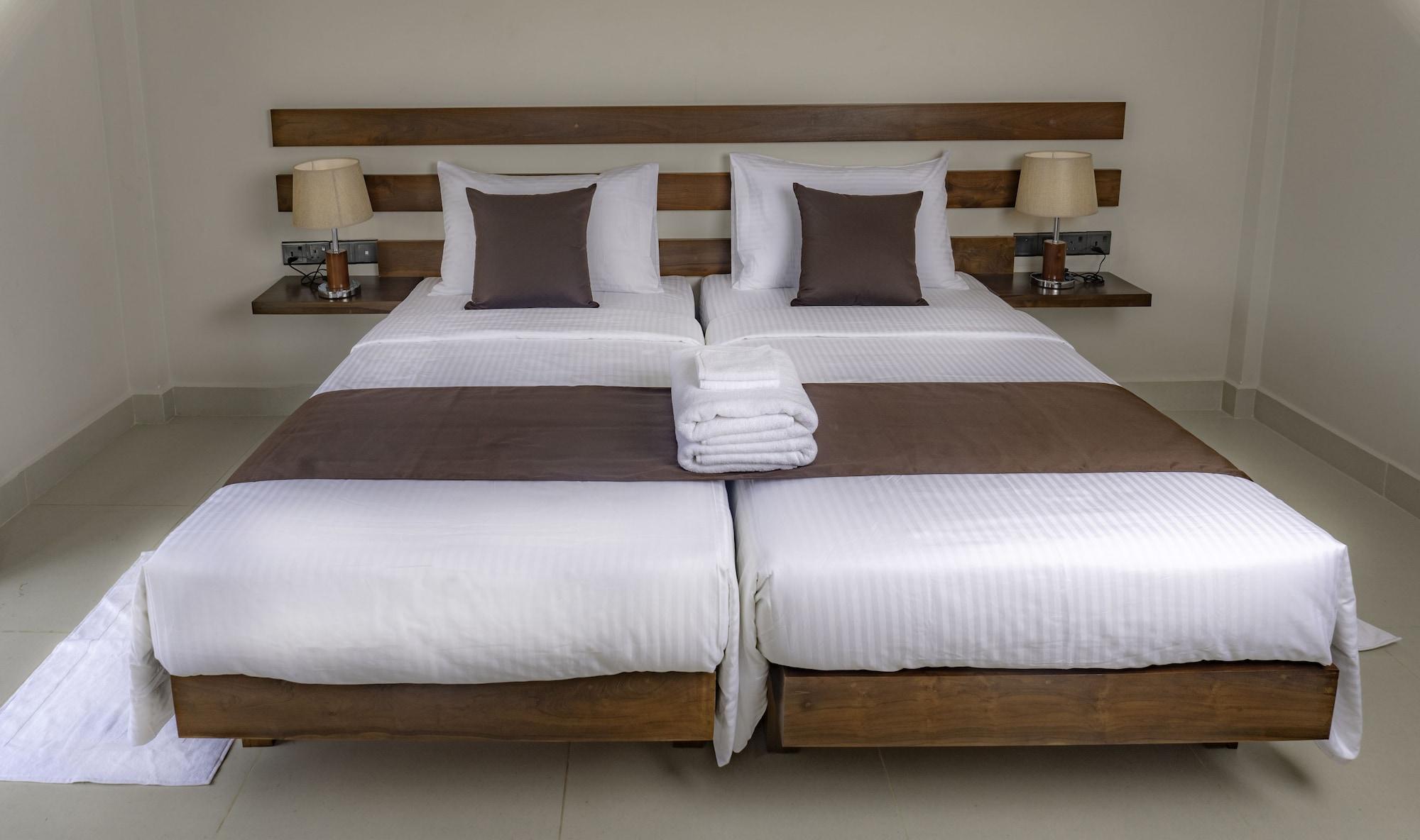 Hive 68 - Hotel And Resorts Negombo Exterior photo